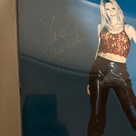 Autographed Tara Lipinski Stars on Ice Professional Tour Photo - Picture 2 of 2